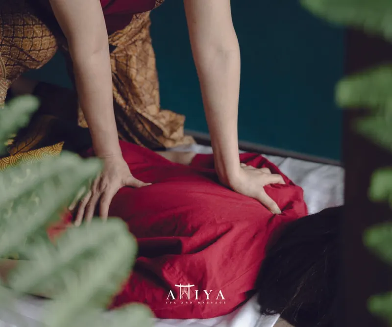 HEAD, SHOULDER & BACK Image